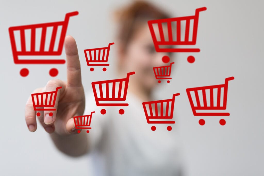 Zakupy biurowe w sklepie internetowym vs. zakupy ad hoc – co sprawdzi się lepiej i dlaczego?